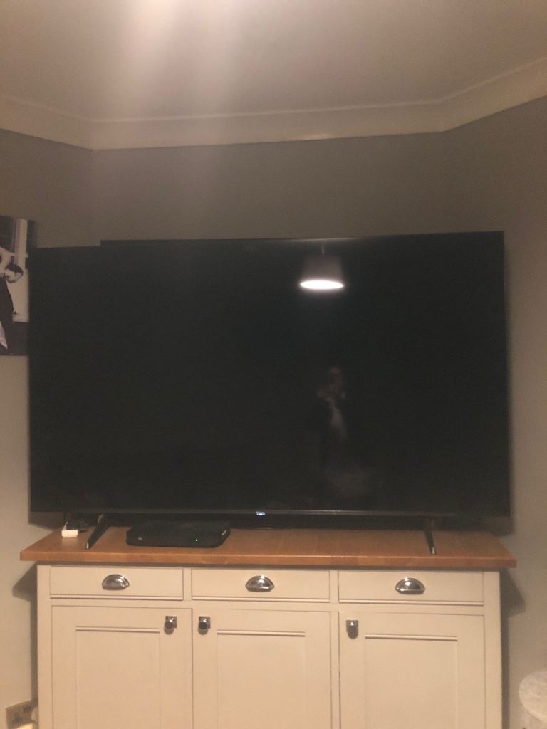 75” flat screen tv