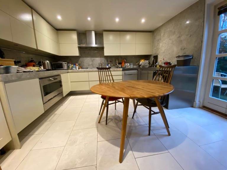 . 🌱 Central London Room 📢 Close to Transport & Shops