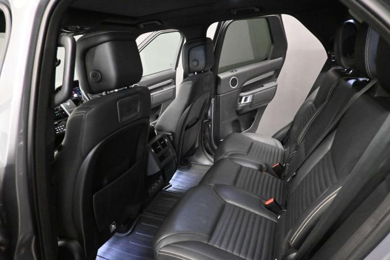 2021 Land Rover Discovery 3.0 Discovery R-Dynamic SE D MHEV Auto 4WD 5dr SUV Diesel Automatic