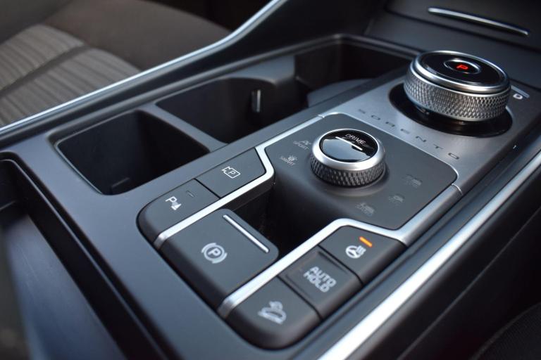 2021 Kia Sorento 1.6 T-GDi HEV 2 5dr Auto ESTATE PETROL/ELECTRIC Automatic