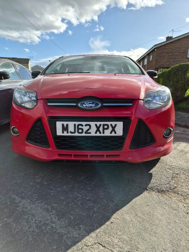 Ford, FOCUS, Hatchback, 2012, Manual, 1560 (cc), 5 doors