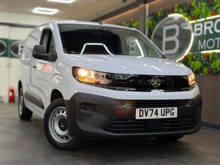 Vauxhall Combo L1H1 2300 PRIME M [WARRANTY UNTIL OCTOBER 2027]