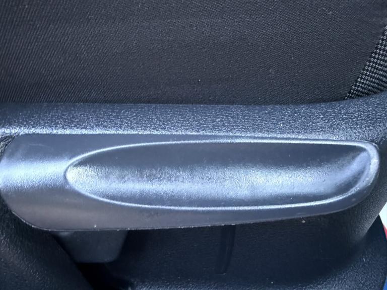 VOLKSWAGEN POLO 1.2 Match 2013