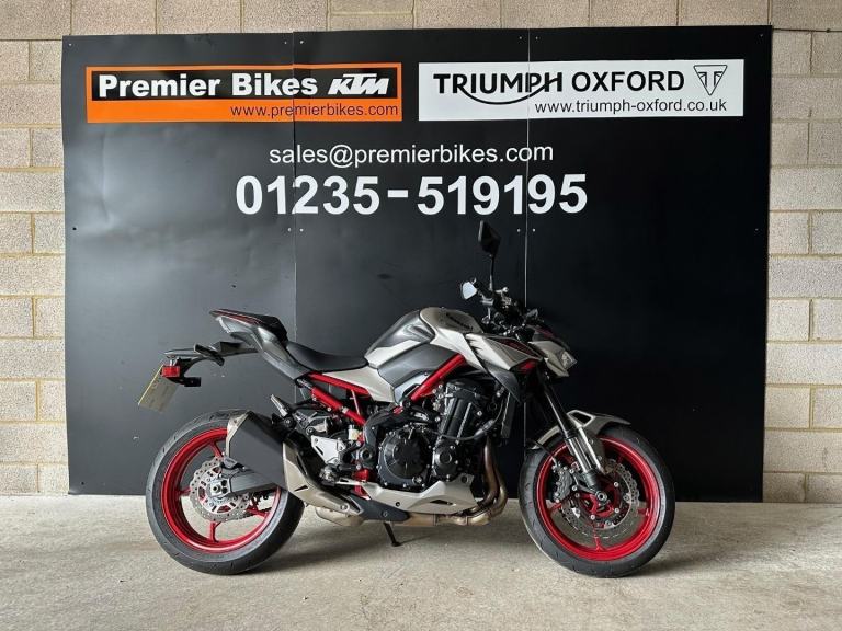 STUNNING ONE OWNER 2022/72 KAWASAKI Z900 MOTORCYCLE 