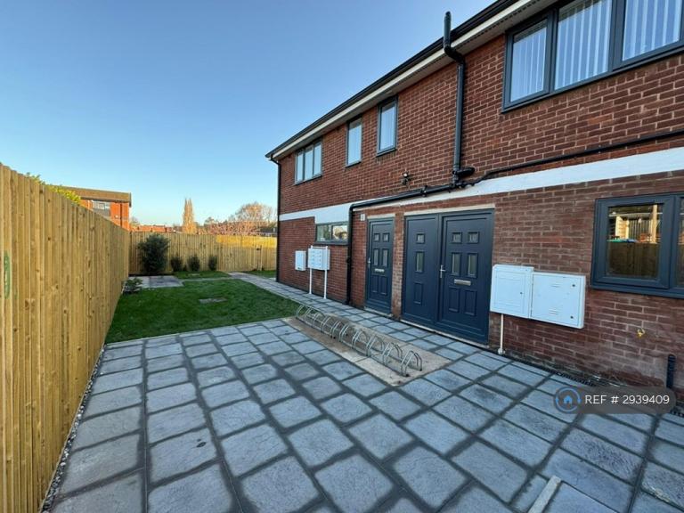 10 bedroom house in Bilborough Road, Mansfield, NG18 (10 bed) (#2939409)