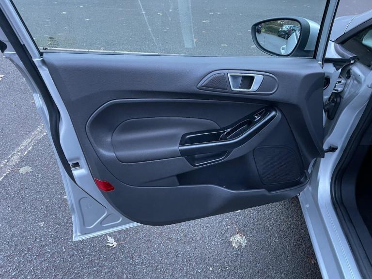 2018 Ford Fiesta 1.5 TDCi Style Euro 5 5dr HATCHBACK Diesel Manual