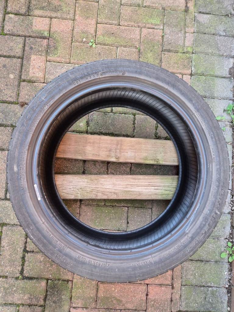 1 x Toyo Proxes R51A 215/45R18 89W tyre - more details to follow