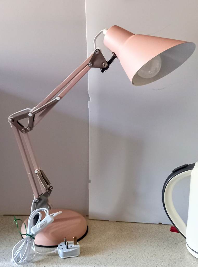 NEW 1 X Adjustable Positions Desk Lamp 
