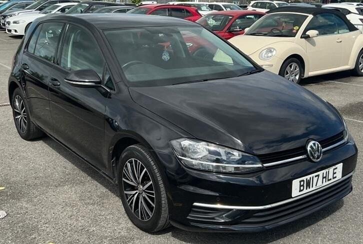 2017 Volkswagen Golf 1.6 TDI SE NAV 5dr ++ DAB / BLUETOOTH / ULEZ / 69 MPG ++ HATCHBACK Diesel Ma...