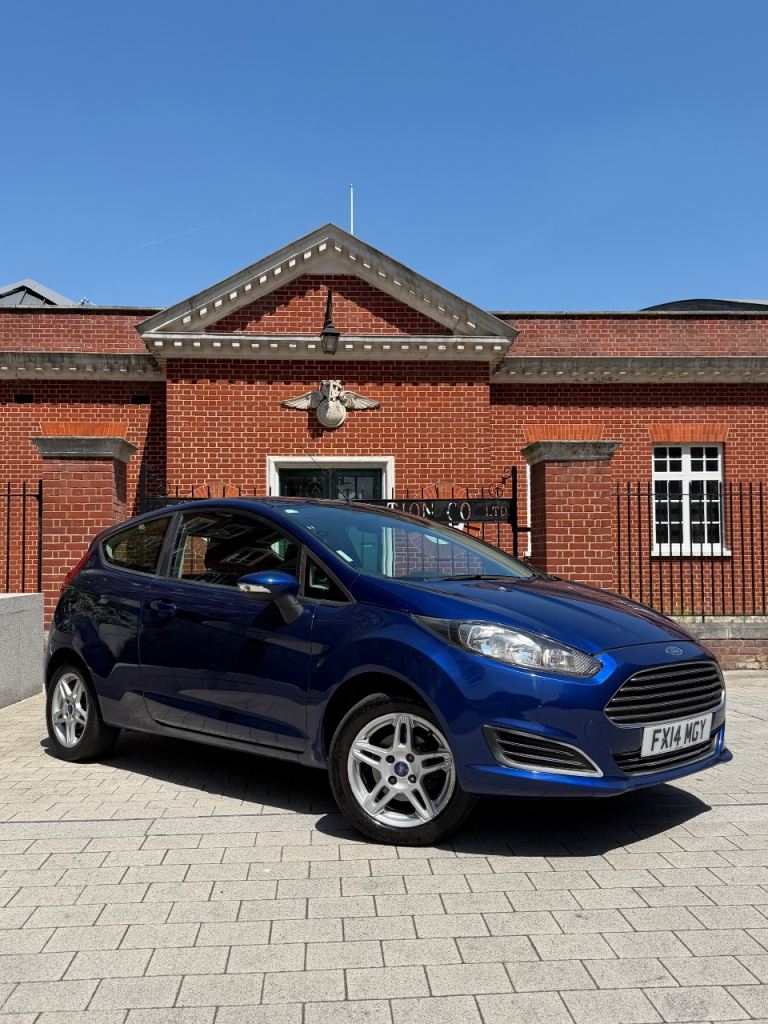 Ford, FIESTA, Hatchback, 2014, Manual, 1241 (cc), 3 doors