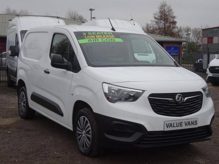 2021 Vauxhall COMBO DIESEL PANEL VAN CARGO EDITION 1.5 L1 (SWB) 2300 - [A/C] - FSH Panel Van Dies...