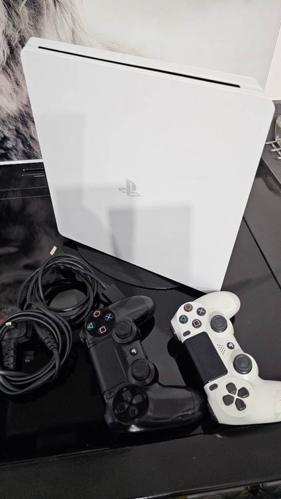 image for PS4 slim 500gb