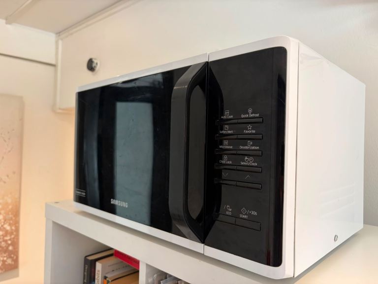 23L Samsung Microwave