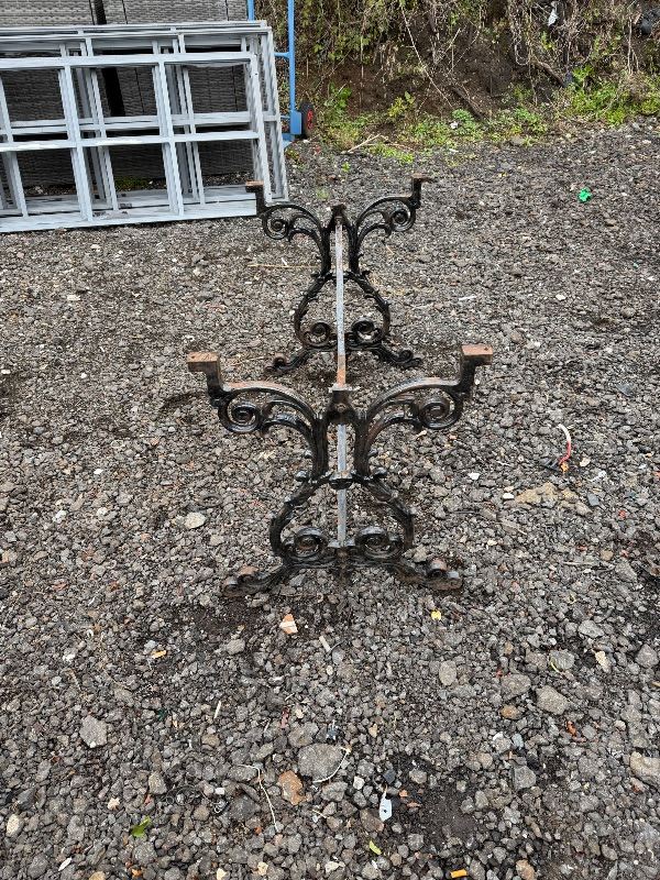 Cast iron table legs 