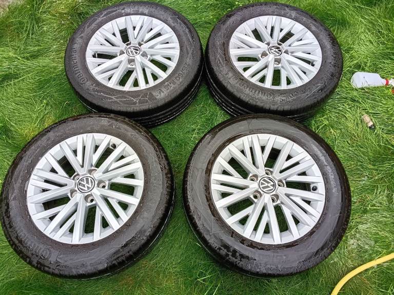VW T Roc alloy wheels and as new tyres