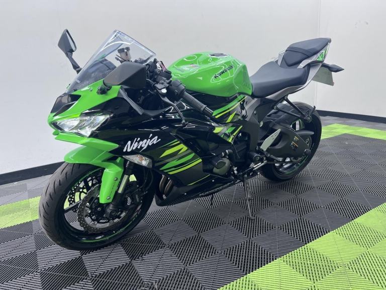 Kawasaki ZX6R 636 NINJA