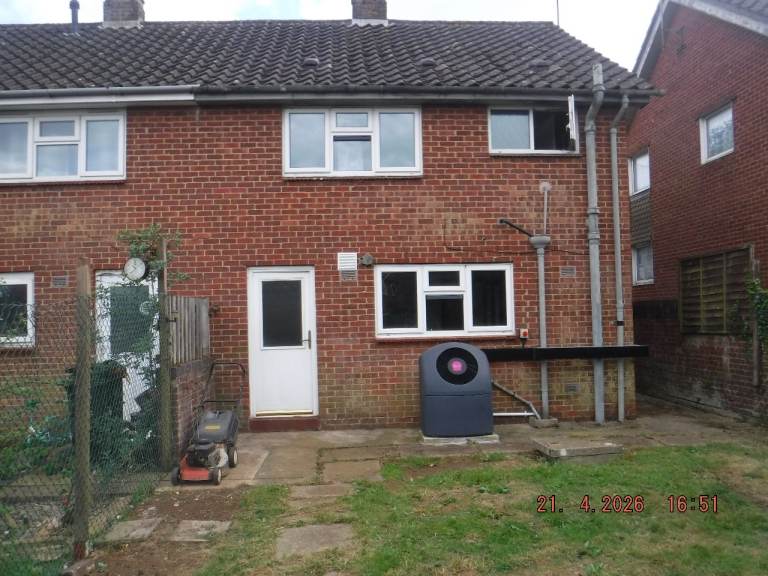 Banbury Large Two Double bedroom house