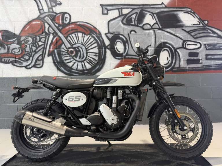 BSA SCRAMBLER  2025