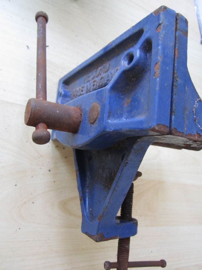 Record Heavy Duty Engineering Bench Vice -- Very good condition 