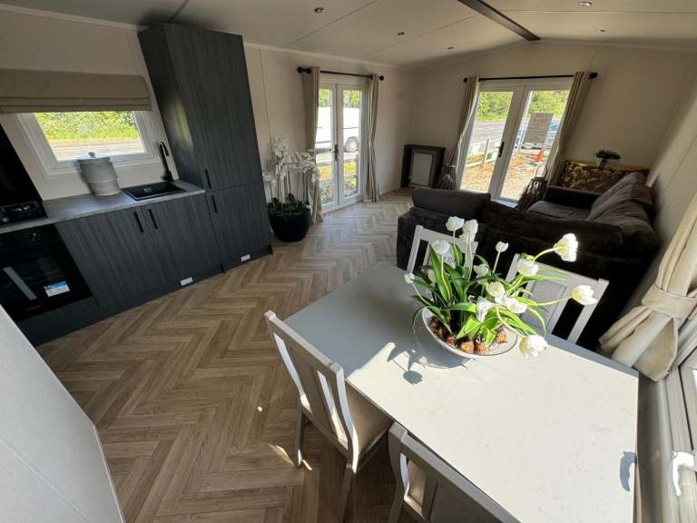 GARDEN ANNEXE STATIC CARAVAN MOBILE HOME LODGE - SHOWHOME 2025