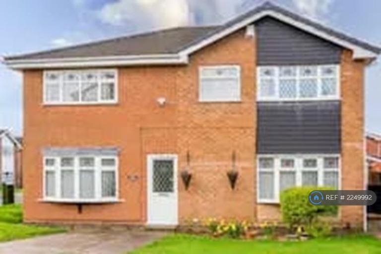 5 bedroom house in Bayston Avenue, Wolverhampton, WV3 (5 bed) (#2249992)