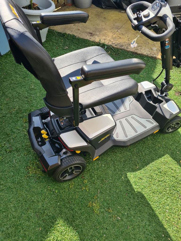 Pride Jazzy zero turn scooter for sale(never been driven outside)