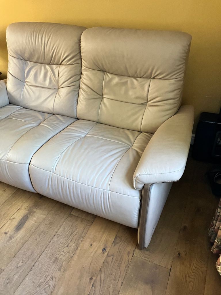 Stressless Reclining Sofa