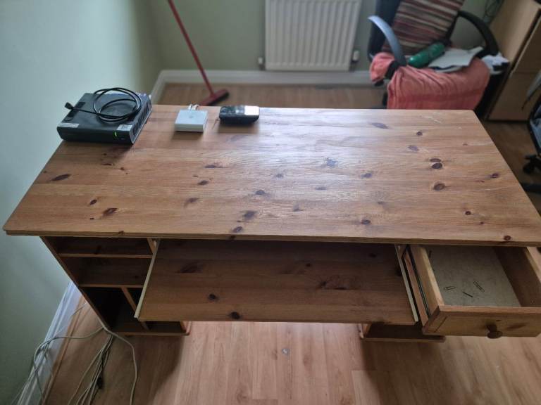 Pine office table 