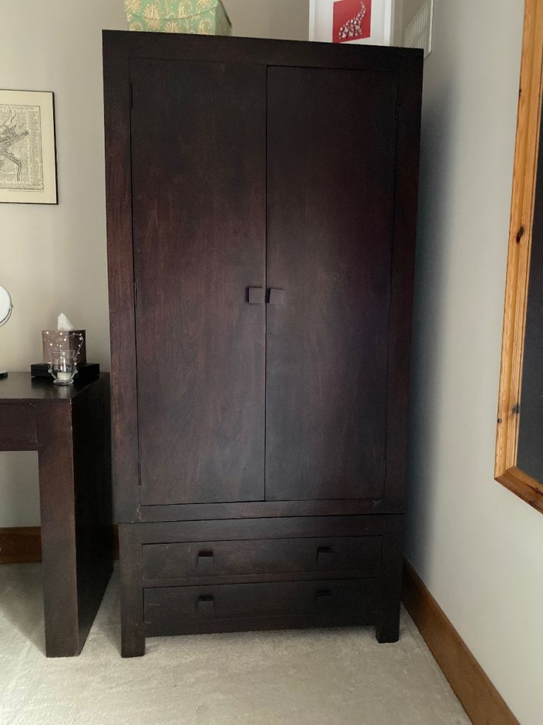 Wardrobe two doors and two drawers 
