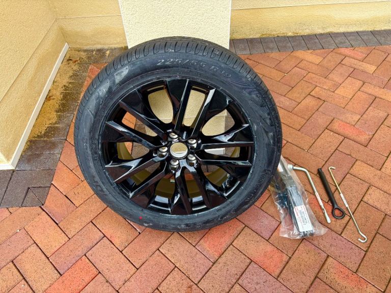 Toyota RAV4 new tyre and wheel