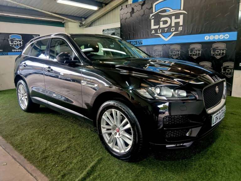 2019 Jaguar F-Pace 2.0d [240] Portfolio 5dr Auto AWD ESTATE DIESEL Automatic