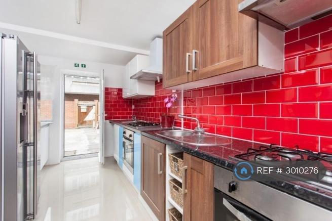 1 bedroom in Lensbury Way, London, SE2 (#3010276)