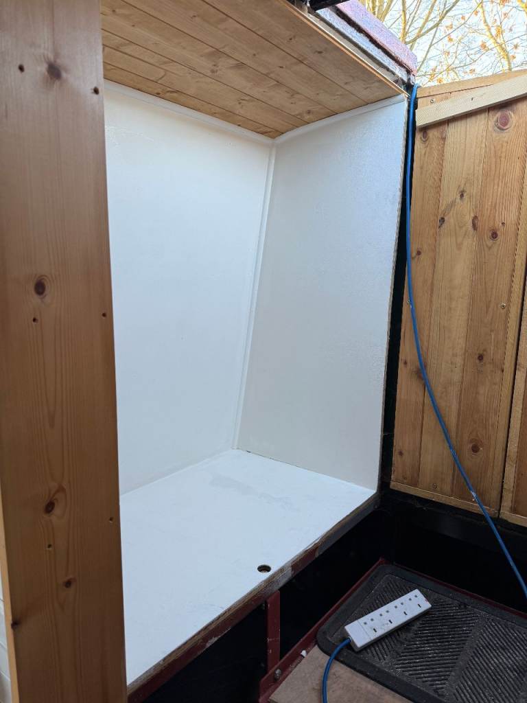 45ft Narrowboat – Fully Renovated – Modern Interior