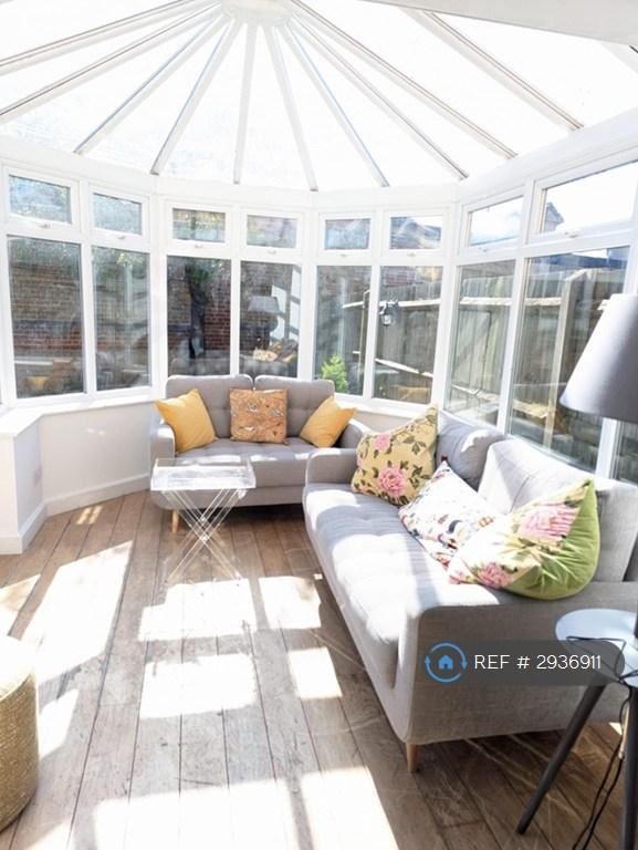 4 bedroom house in Minerva Crescent, Portsmouth, PO1 (4 bed) (#2936911)