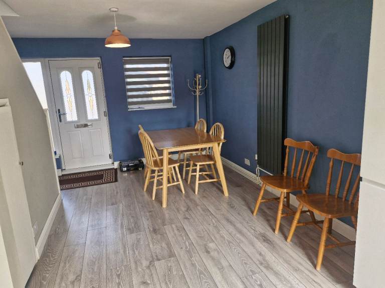 Room to let in shared house 