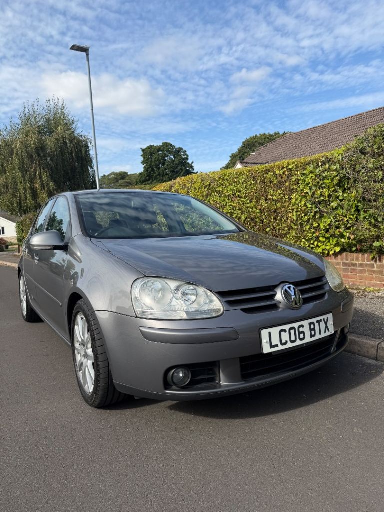 VW GOLF AUTOMATIC