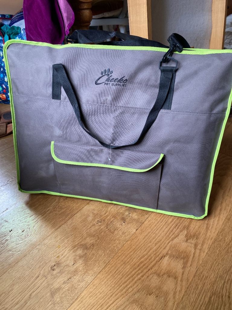 Cheeko Portable Travel Dog Crate Fabric