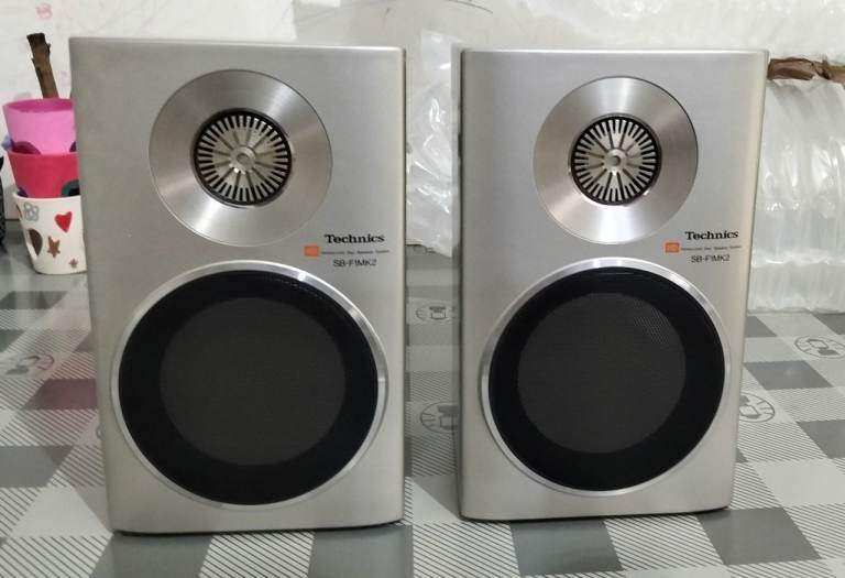 Technics speakers 