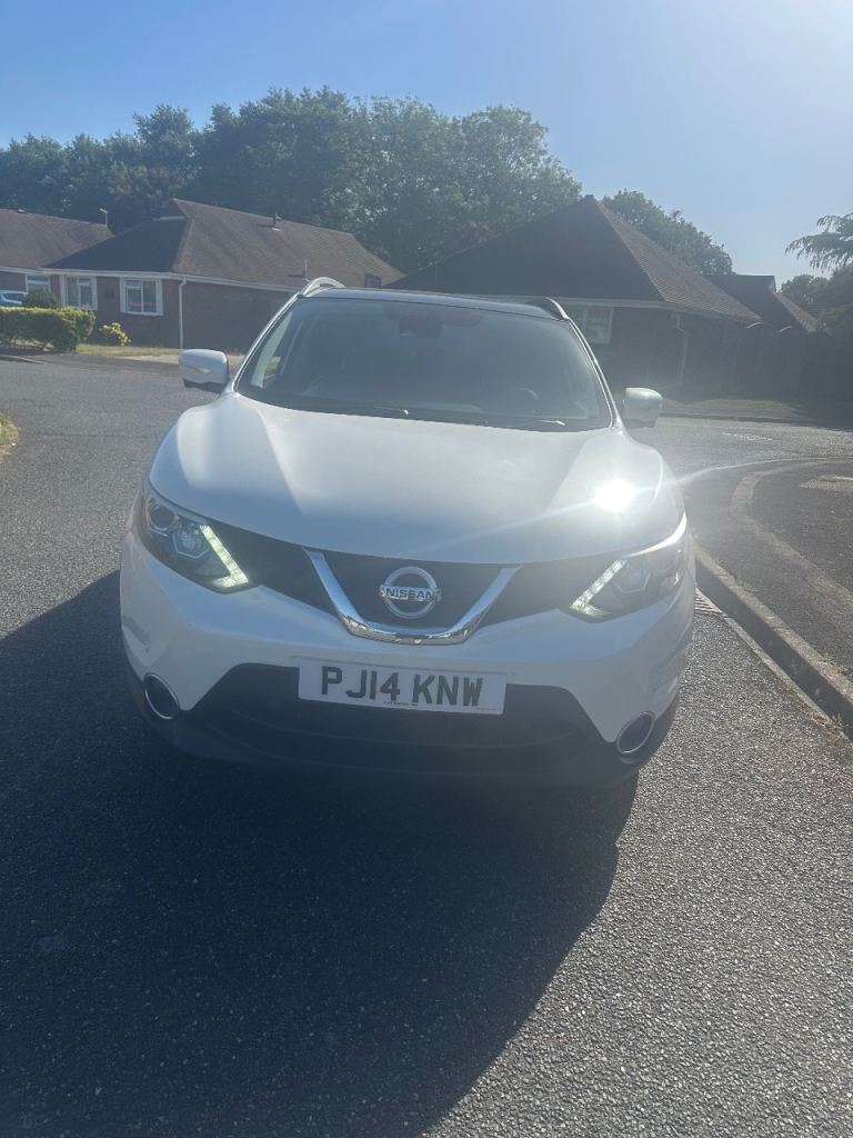 Nissan, QASHQAI, Hatchback, 2014, Manual, 1461 (cc), 5 doors