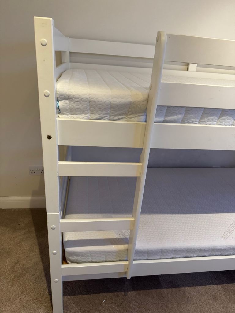 Children's white Bunk Bed