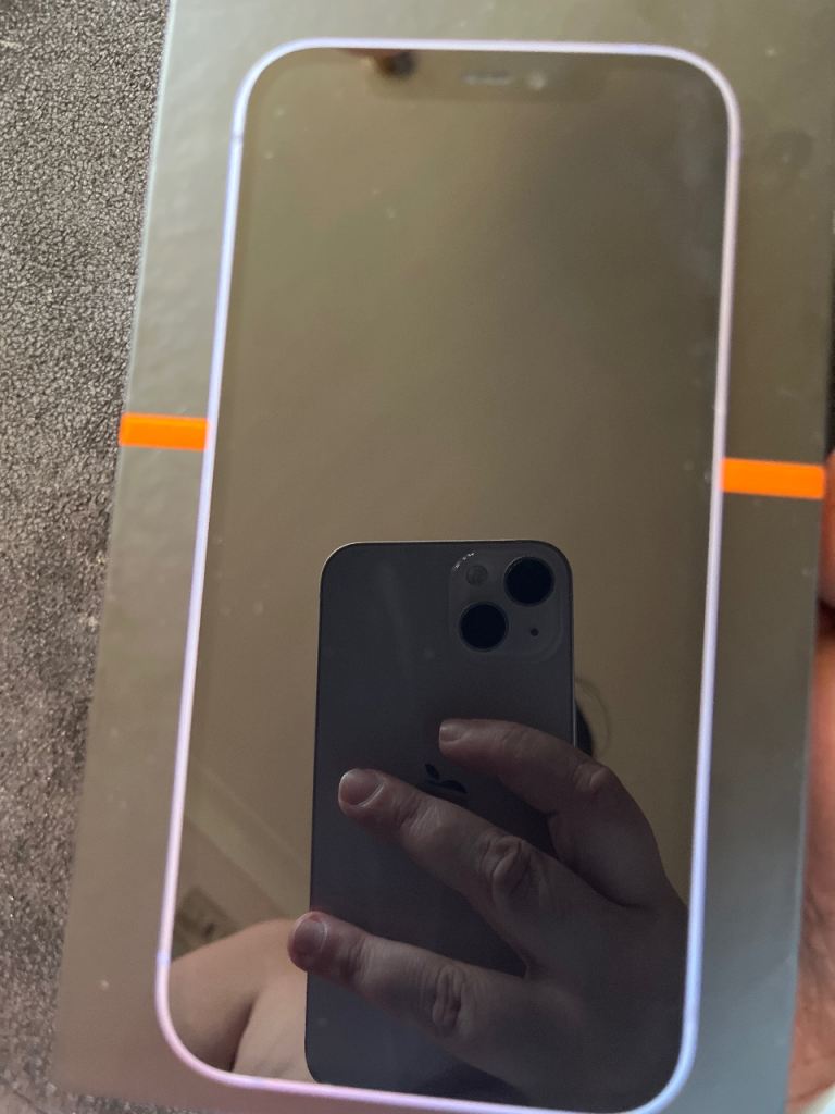 iPhone 12- Looks Brand new it’s purple 