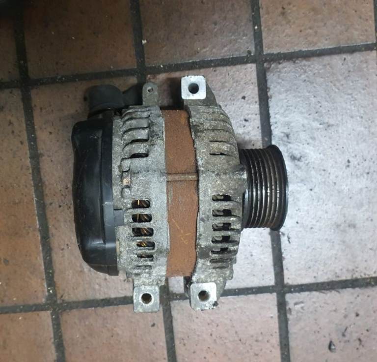 Honda Accord Mk8 2.2 D Alternator 2009