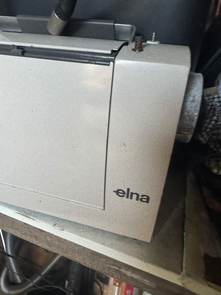 Elna sewing machine 