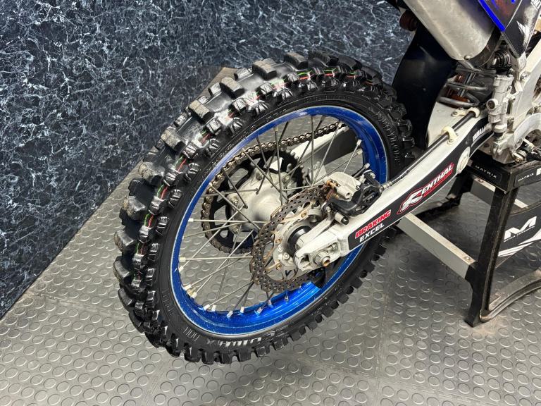 Yamaha YZ 125 2023 ( MX / MOTOCROSS / ENDURO ) @ AJ TRADING