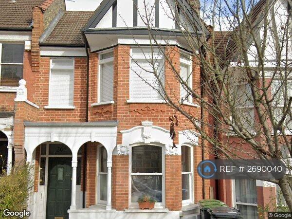 2 bedroom flat in Alexandra Park Road, London, N22 (2 bed) (#2690040)