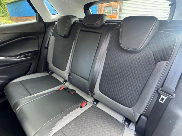 2020 Vauxhall Grandland X 1.2 Turbo SRi Nav 5dr HATCHBACK Petrol Manual