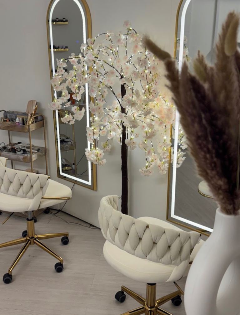 Hairdressing & Nail Space To Rent