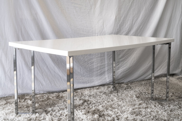 Manhattan Hi Gloss & Chrome Dining Table | RRP £400