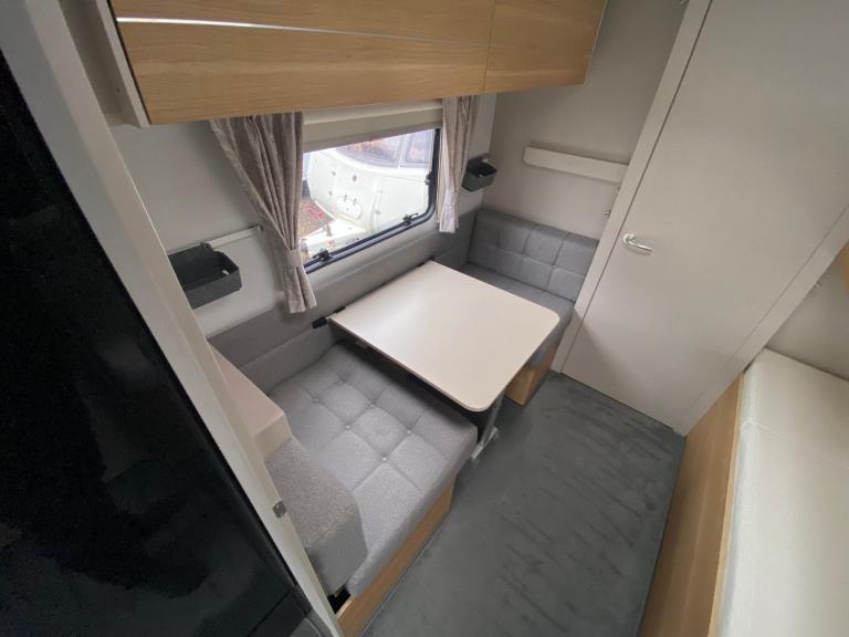 ADRIA ADORA SAVA - 2021 - FIXED SINGLE BEDS - 4 BERTH - PRISTINE ONE OWNER 