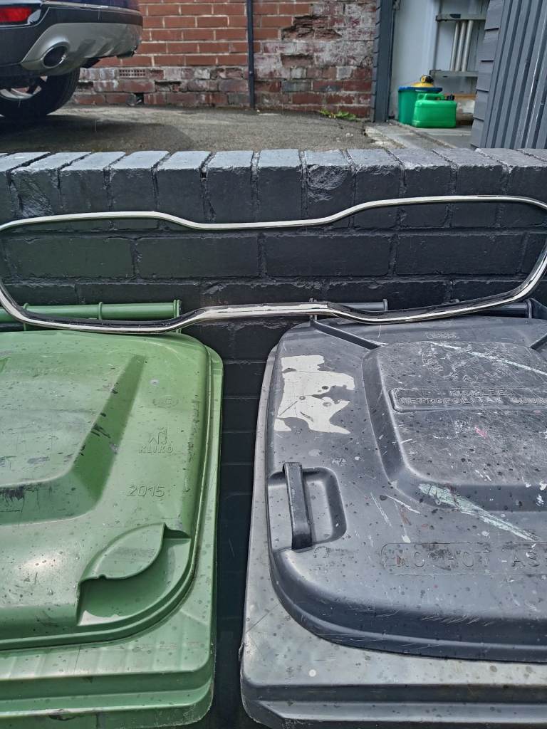 Kia sportage  grille parts 